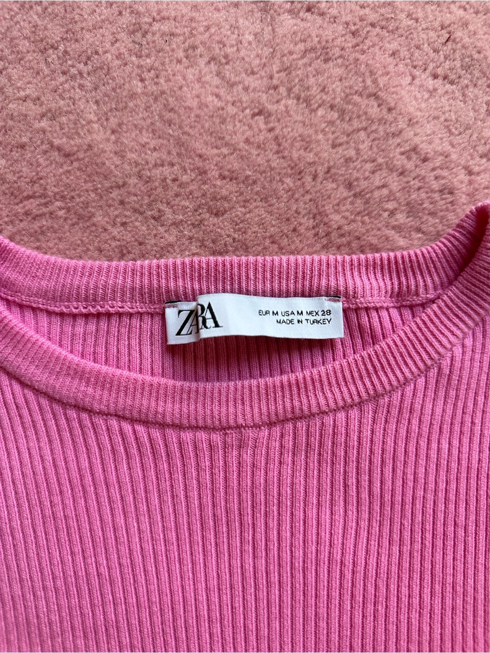 Zara Ribbed Pink Side-Drawstring Crop Top - Picture 3 of 5